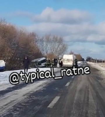 На Волині автопригода: молоковоз зіткнувся з бусом