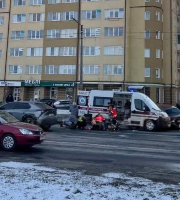 У Франківську водій автомобіля ВАЗ збив 13-річну дівчинку: деталі автопригоди