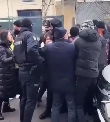 Поліція опублікувала офіційну версію конфлікту у Львові (ВІДЕО)