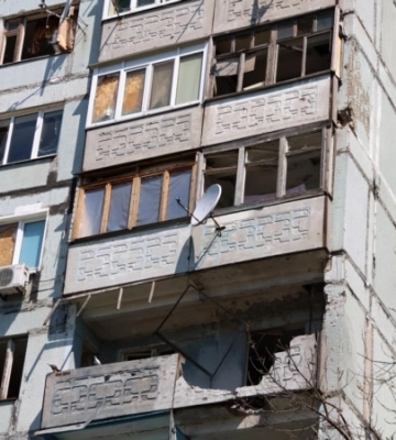 Оккупанты сбросили два КАБа на Запорожскую область: ранена женщина, повреждены дома