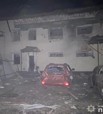 Ворог вдарив КАБами по Семенівці, є руйнування та поранені, - поліція Чернігівщини