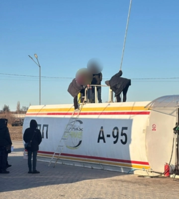 На Буковині керуючий АЗС піде під суд за збут незаконно виготовленого та неякісного пального