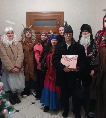 Мешканці Дубенщини колядували й щедрували на підтримку ЗСУ (ФОТО)