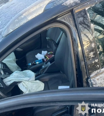 На Золотоніщині нетверезий водій виїхав на зустрічну смугу та скоїв лобове зіткнення