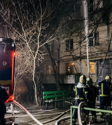 У Києві під час пожежі у квартирі загинуло дві людини