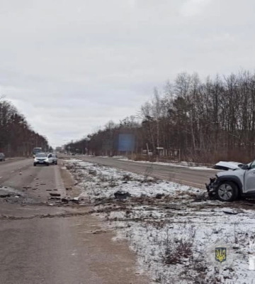 Неподалік Житомира у карколомній ДТП на трасі постраждали двоє водіїв, - поліція. ФОТО