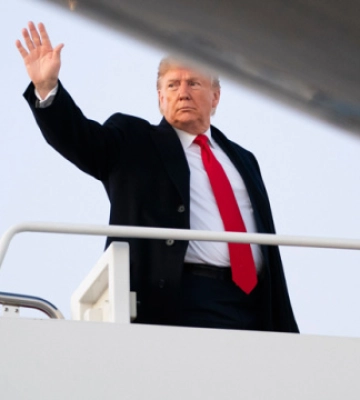 Трамп може стати першим лідером, який після війни прибуде до України літаком - Зеленський