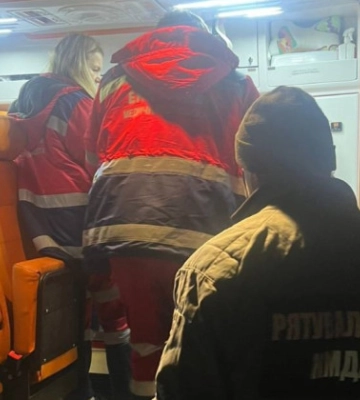 У Києві із закритої квартири врятували немовля у вкрай критичному стані