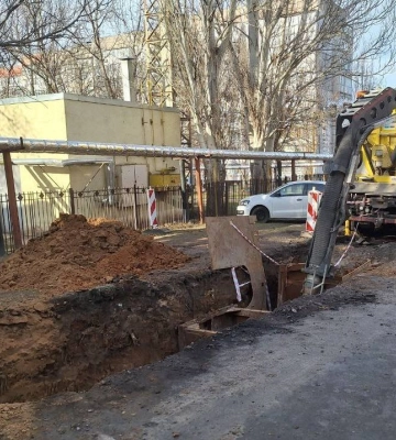 У Миколаєві на вул. Новобузькій почали заміну аварійного колектора