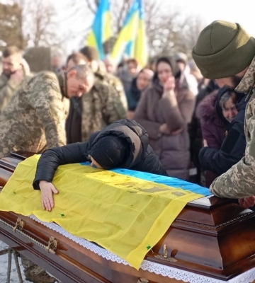 На Волині провели в останню дорогу військового Святослава Ткачука