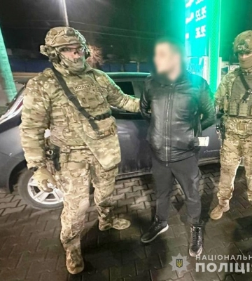 Затримано працівника ТЦК, який сприяв ухиленню від мобілізації у Вінницькій області, - СБУ. ФОТО