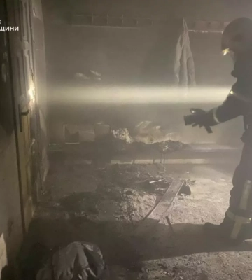 У школі в Білій Церкві вибухнув павербанк: рятувальники ліквідували пожежу