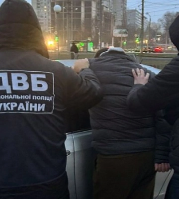 На Харківщині чоловік пропонував ухилянтам виїхати за кордон під виглядом спортсменів-каратистів