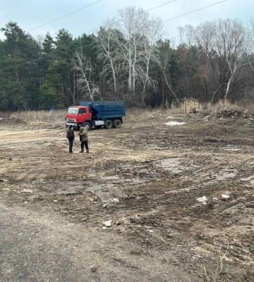 На Золотоніщині прибрали незаконне сміттєзвалище (ФОТО)