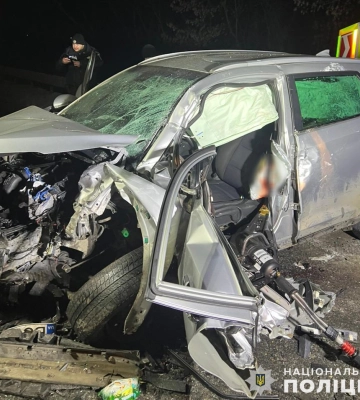 На Львівщині внаслідок зіткнення двох автомобілів на трасі постраждали дві жінки та чоловік. ФОТО