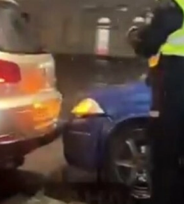 Центр Дніпра стоїть: аварія біля &quot;Слов&#039;янки&quot; заблокувала рух на Яворницького