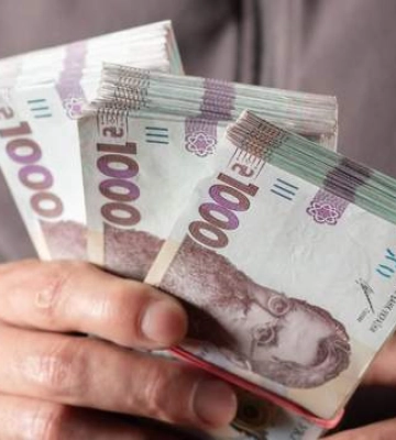 Очільнику Митної служби повідомили про підозру - не вказав у декларації будинок і землю під Києвом