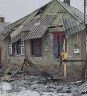 Близько 40 домів пошкодив ворог учорашніми обстрілами Харківщини, є поранені