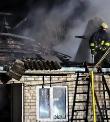 На Волині через замикання горів гараж