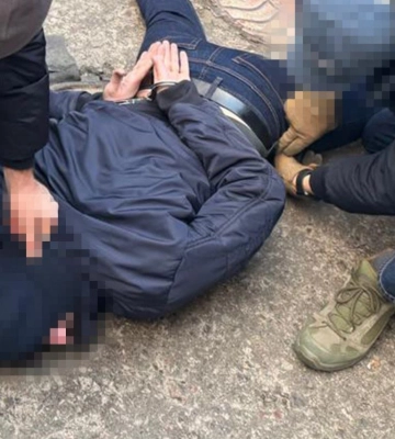 СБУ затримала агентів фсб, які шпигували за відомими волонтерами та посадовцями міжнародних організацій в Україні