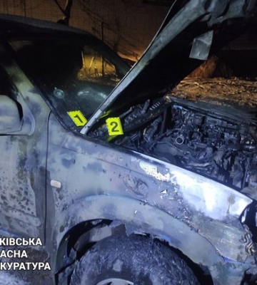 У Харкові палії військових автомобілів залишали на них &quot;джокер&quot;