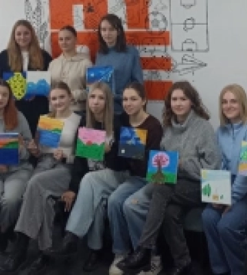 У молодіжному просторі міста Горохова провели захід присвячений арттерапії