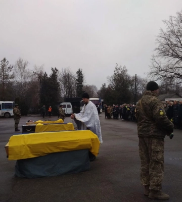У Кропивницькому попрощалися з військовими Денисом Гирляном, Михайлом Тюленєвим та Олександром Степановим