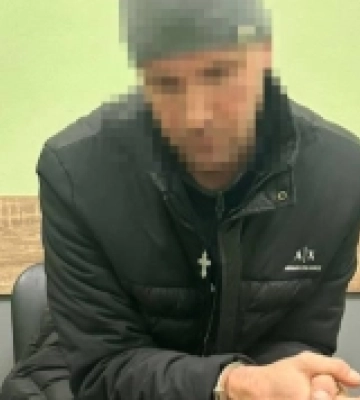 В Одесі 38-річний чоловік зґвалтував 10-річну дівчинку