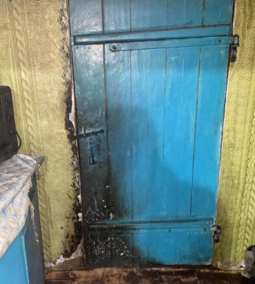 В Одеській області дівчата-підлітки підпалили чуже житло на замовлення, але гроші так і не отримали