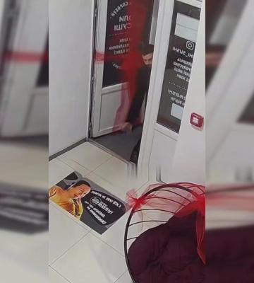 Не пустили в туалет: в Николаеве мужчина отомстил, бросив гранату в суши-бар (фото, видео)