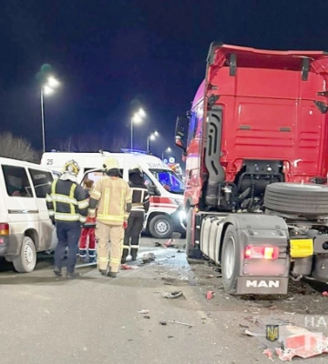 На об’їзній дорозі Вінниці сталася ДТП, у якій загинув один із водіїв