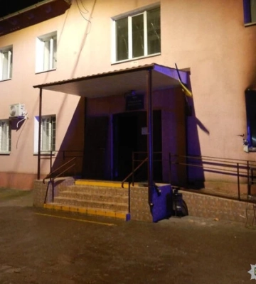 У Миколаєві 18-річний хлопець підпалив районний суд