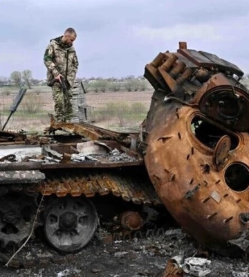 Армія РФ за добу війни в Україні втратила 1660 військових, 4 танки і 19 артсистем