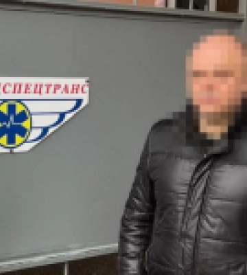 СБУ та Нацполіція викрили посадовця КМДА та його спільників, які під час війни розікрали понад 6 мільйонів гривень на закупівлях до карет швидкої допомоги