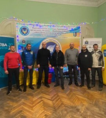 Миколаївська ОСДЮСШОР з вітрильного спорту отримала комплект буїв