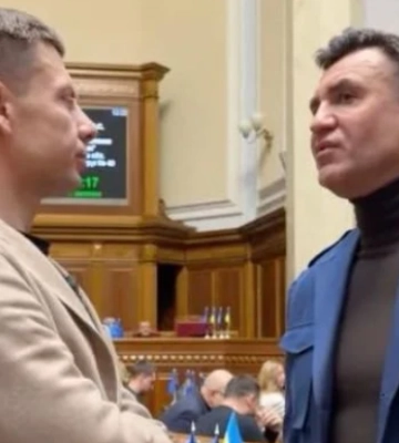 Тищенко прийшов у Верховну Раду 