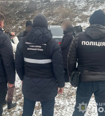 3 тыс. долларов за избежание мобилизации: в Сумской области задержана сотрудница ТЦК 