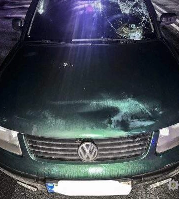 На Миколаївщині внаслідок аварії водія затисло в автомобілі, чоловіка деблокували рятувальники