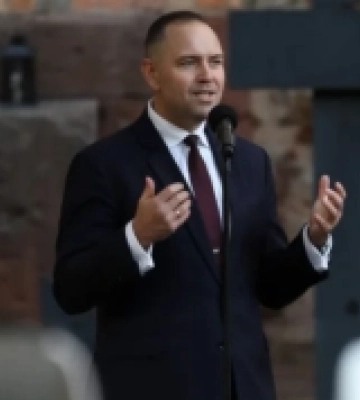 Україні не бачити НАТО та ЄС, якщо вона не відповість за «злочини» на Волині, – кандидат в президенти Польщі