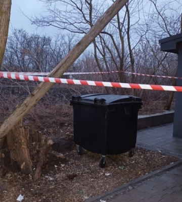 На Черкащині знайшли горе-матір, яка викинула немовля у сміття (фото, відео)
