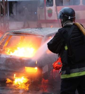 Унаслідок атаки по Запоріжжю загинули 13 людей, ще понад 100 – постраждали (ФОТО)