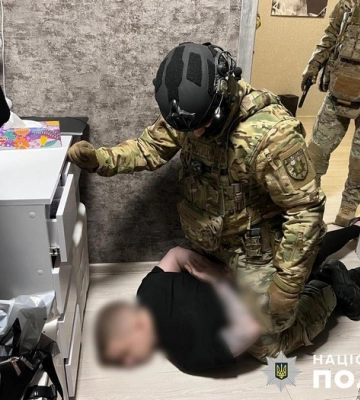 Кіберполіцейські Запоріжжя викрили міжнародну шахрайську мережу