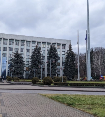 Ранок у чиновників Рівного почався із «замінувань»