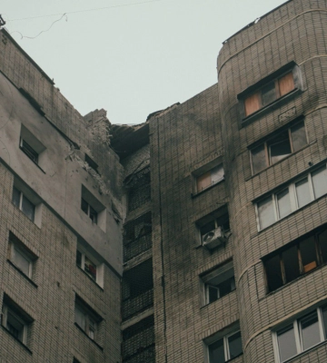У Солом&#039;янському районі Києва є влучання уламків дрона у багатоповерхівку