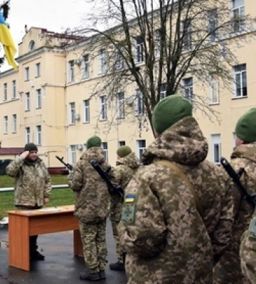 Діджей, інженер і випускник ВНУ: у Луцьку новобранці-прикордонники склали присягу 