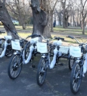 На Миколаївщині соціальні працівники отримали 40 електровелосипедів