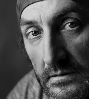 Відомого київського фотографа засудили до 12 років за зґвалтування і розбещення неповнолітніх