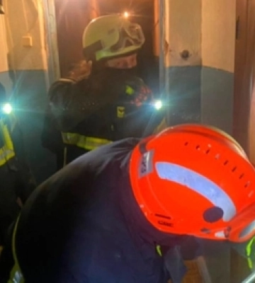 На Волині рятувальники відкрили двері квартири, власник якої не виходив на зв’язок