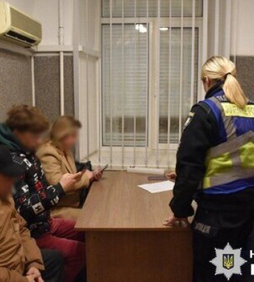 Поліція встановила імена юнаків, які перекривали рух у Києві і слухали російську музику: одного з них уже притягували до&amp;hellip;