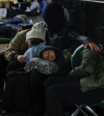 Атака дронів: у Києві та області працює ППО